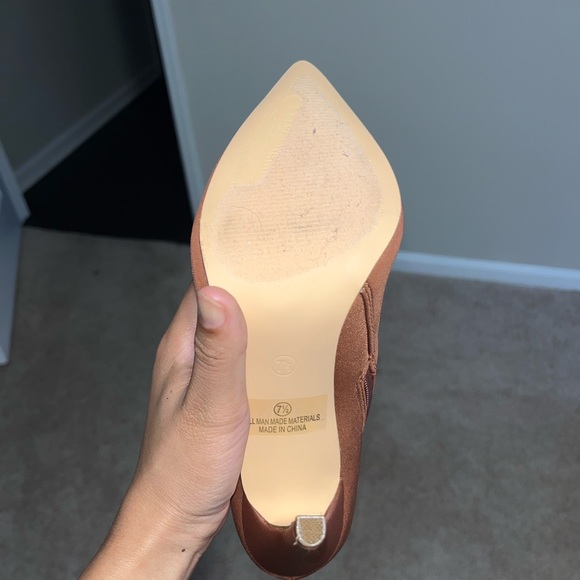 Brand new beautiful burnt orange tie up booties 😍 - Picture 4 of 4